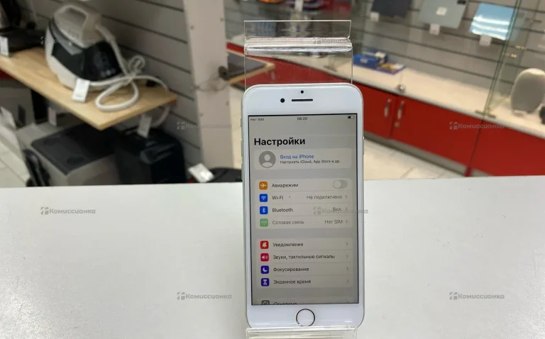 Apple iPhone 8 64 Гб
