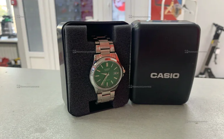 Часы  Casio 1