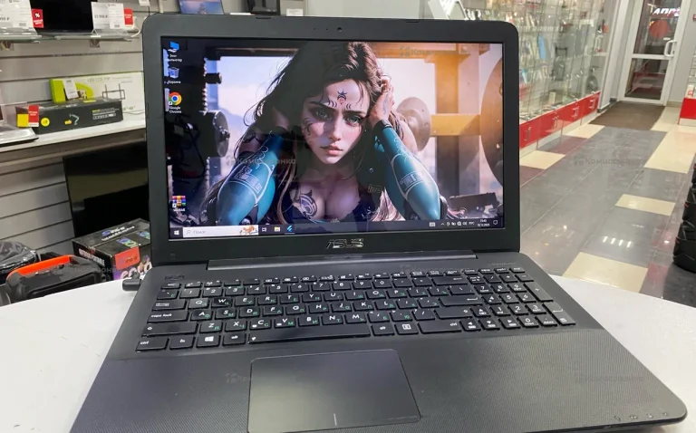 Ноутбук ASUs i5-5200u/8gb/GT920m