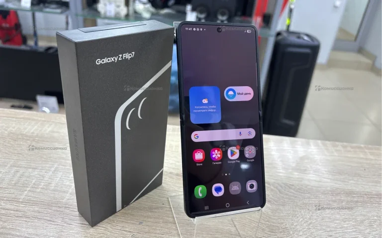 Samsung Galaxy Z Flip7 12/256 ГБ
