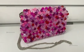 Купить Сумка женская из бусин лиловая/красная/розовая б/у , в Казань Цена:2500рублей