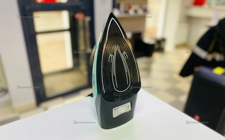 Утюг Dexp CE2400kf