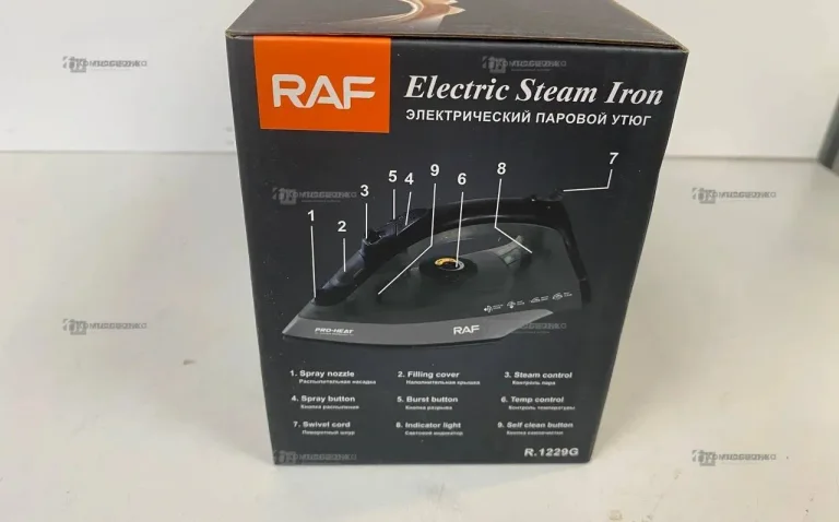 Утюг черный