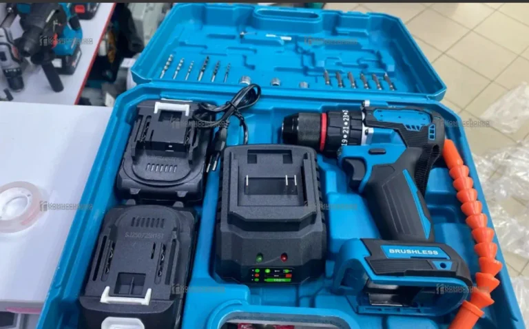 шуруповерт MAKITA б/щ