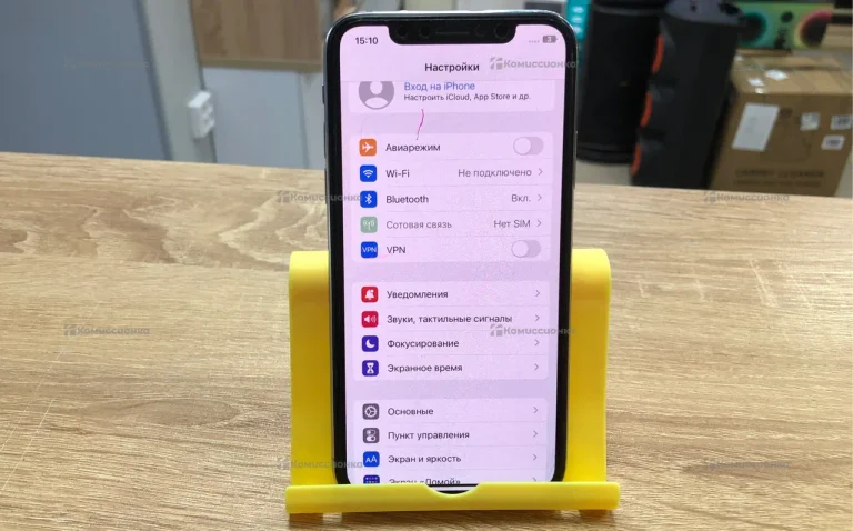 Apple iPhone X 3/64 ГБ