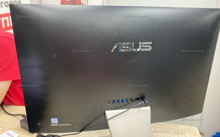Моноблок Asus Vivo AIO 24 V241FA