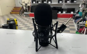 микрофон студийный AKG P220