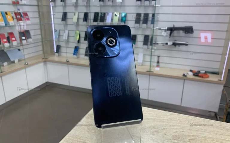 Infinix smart 8 pro 4/256Gb