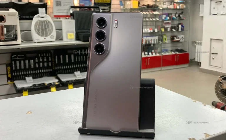 Tecno Camon 40 8/256 ГБ