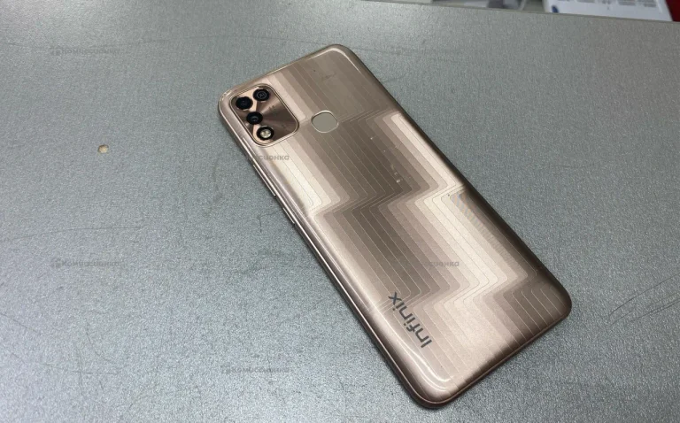 Infinix Hot 11 Play 4/64 ГБ