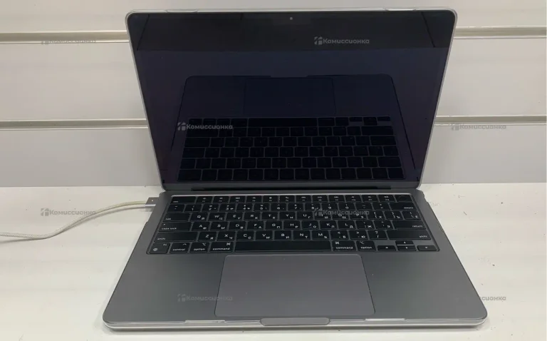 Ноутбук MacBook Air 2022 M2