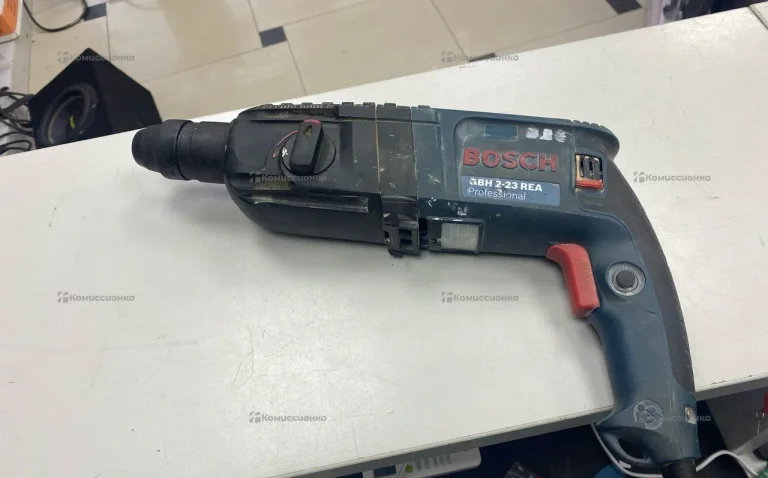 перфоратор Bosh GBH 2-23 REA