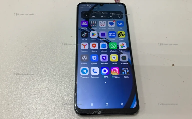 Realme C61 8/256 ГБ