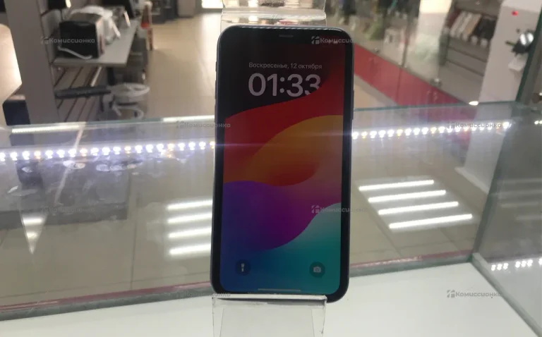 Apple iPhone 11 4/64 ГБ