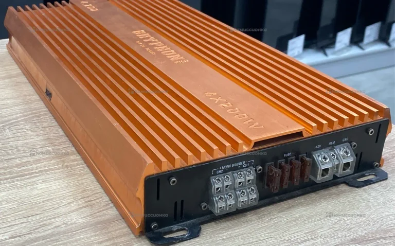 Усилитель  gryphon pro 4x200w
