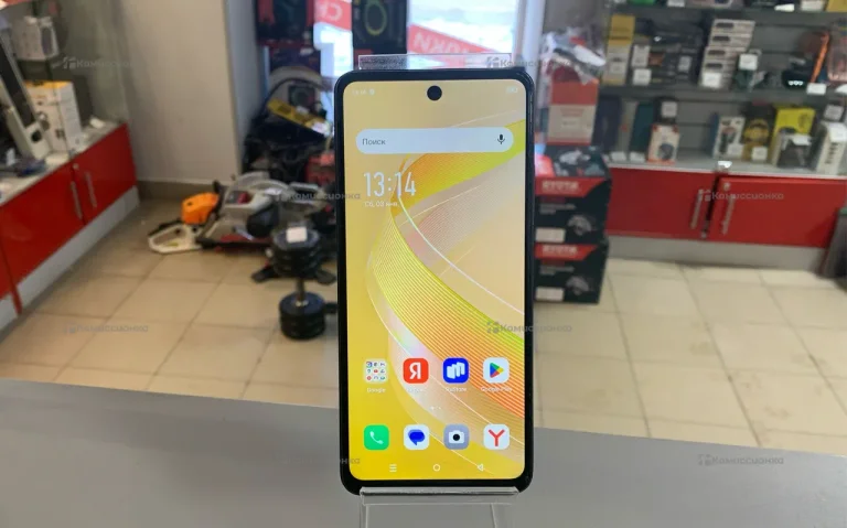 Infinix Smart 8 4/128 ГБ