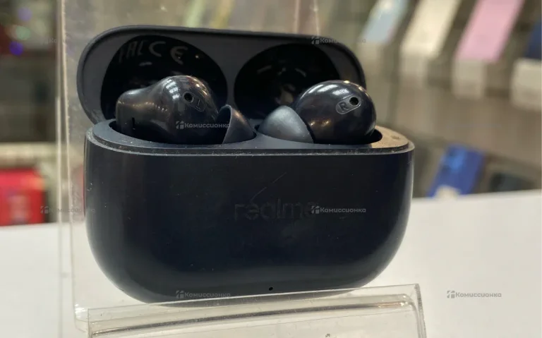 Наушники Realme