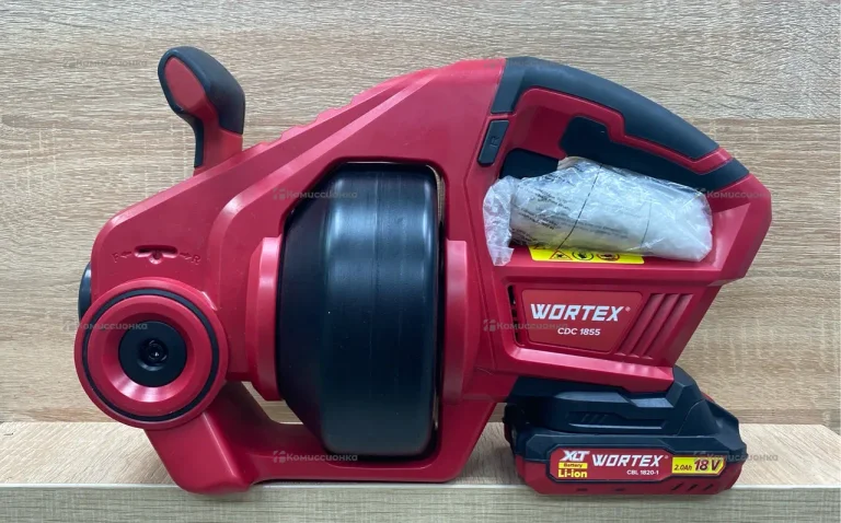 Аккумуляторная прочистная машина WORTEX CDC 1855