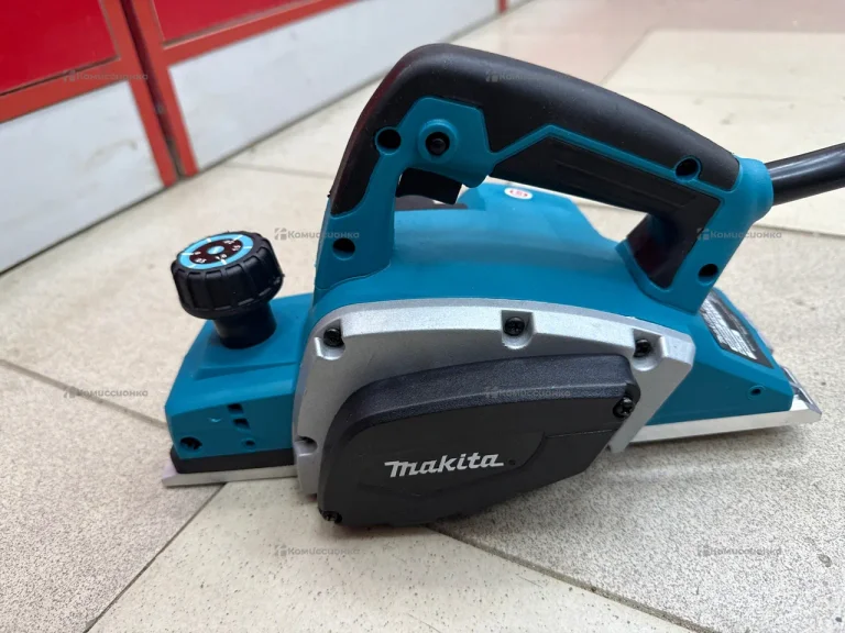 рубанок makita