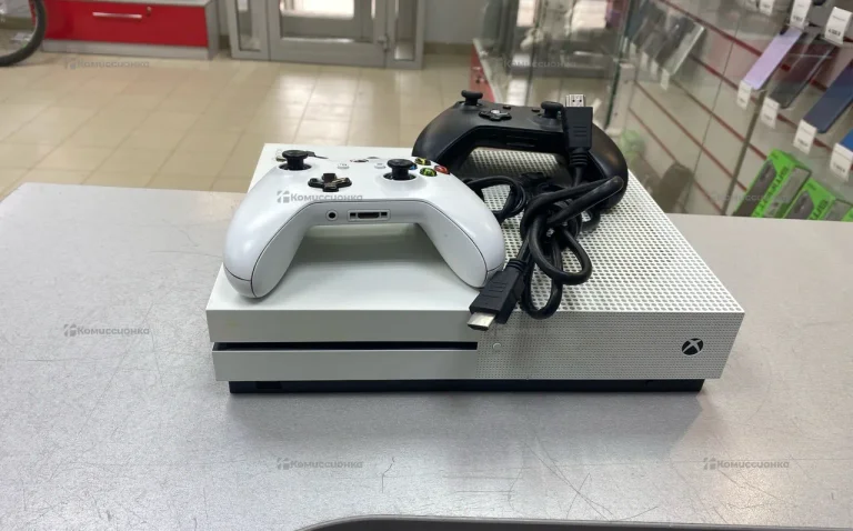 Приставка Xbox one 1tb.