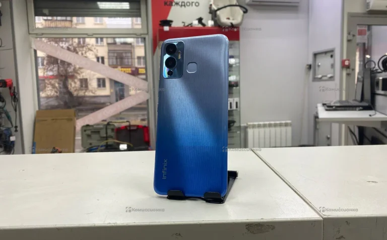 Infinix Hot 12 Play 4/64 ГБ