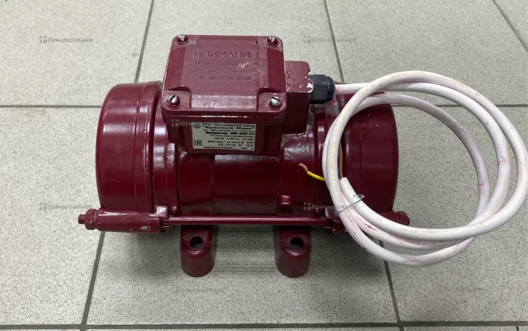 Вибратор ИВ-99Е У2