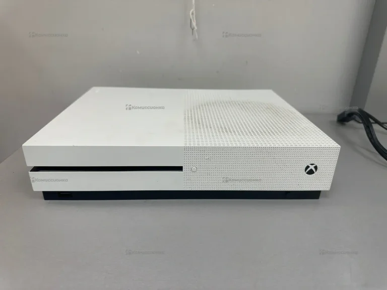 Приставка Xbox One S 1Tb