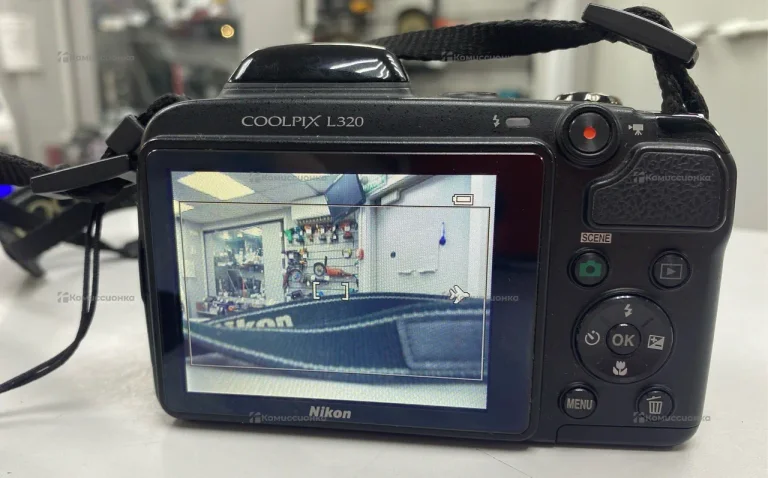 Фотоаппарат  Nikon Coolpix L320
