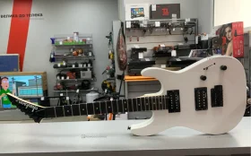 Электро гитара Jackson JS11