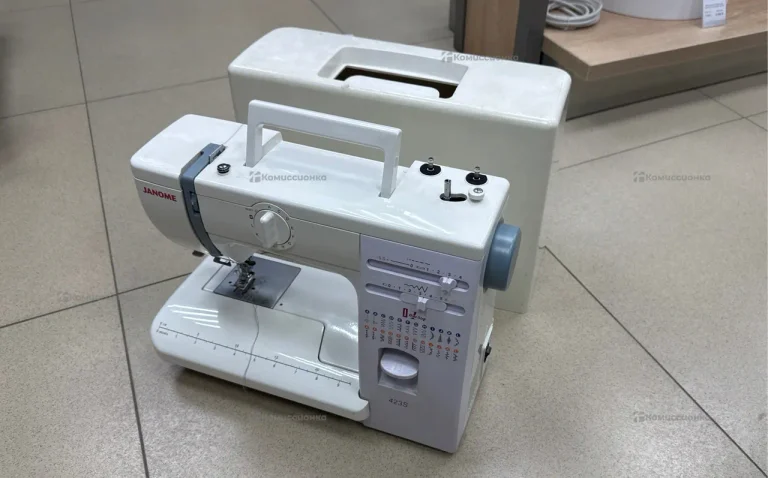 Швейная машина Janome 423S