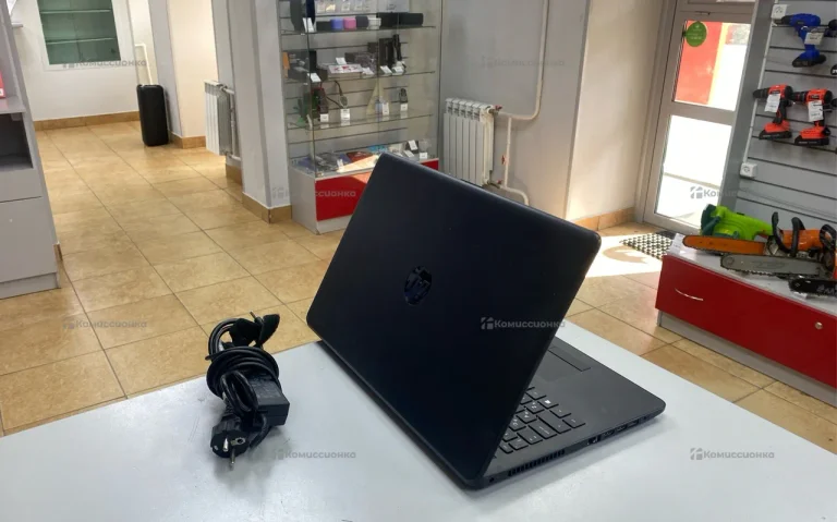 Ноутбук HP Laptop 15RB002ur