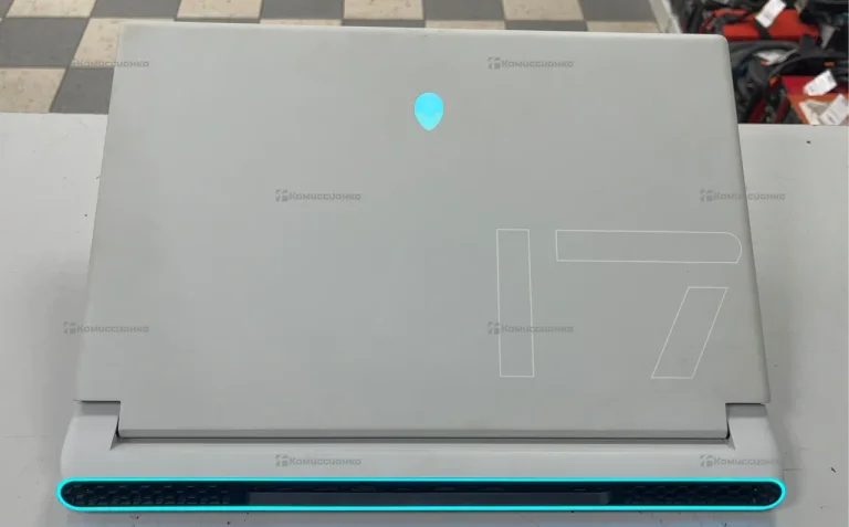 Ноутбук  alienware Dell