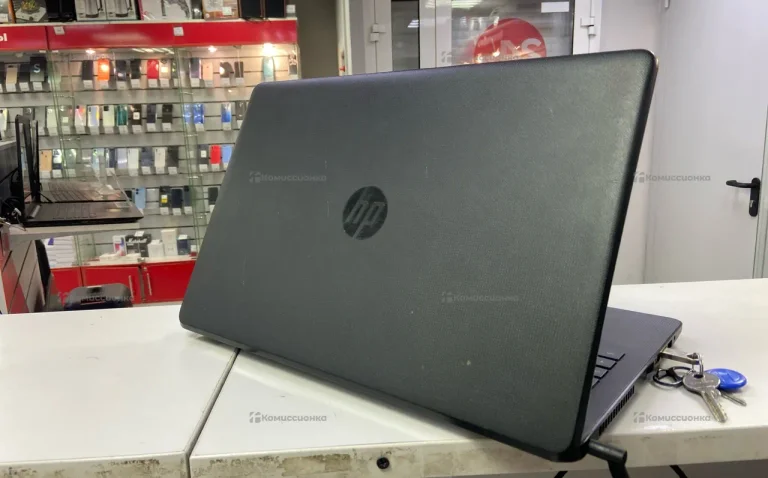 Ноутбук HP Celeron N3060 SSD 256