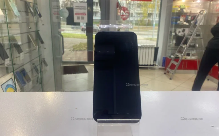 Apple iPhone 12 4/128 ГБ
