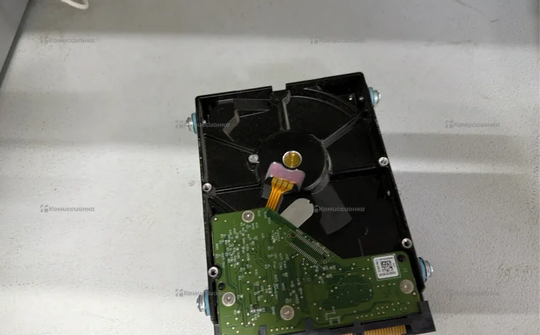 Жесткий диск  Toshiba 1Tb dt01aca100