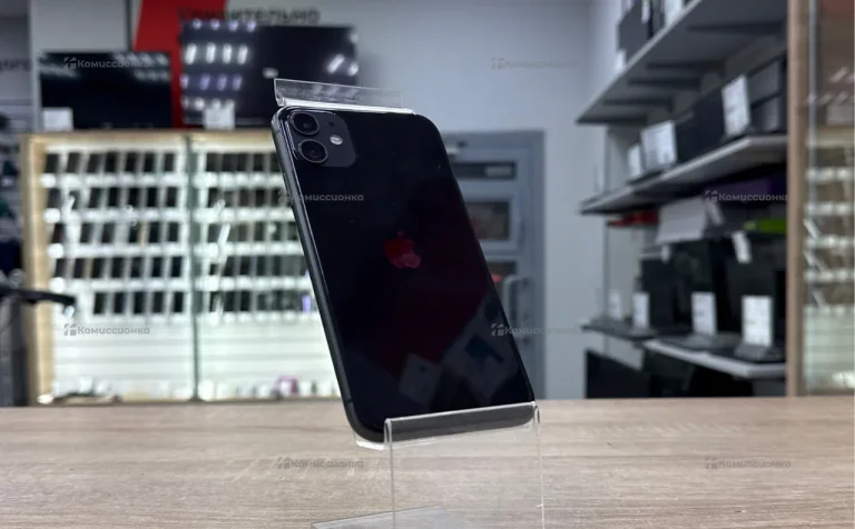 Apple iPhone 11 4/128 ГБ