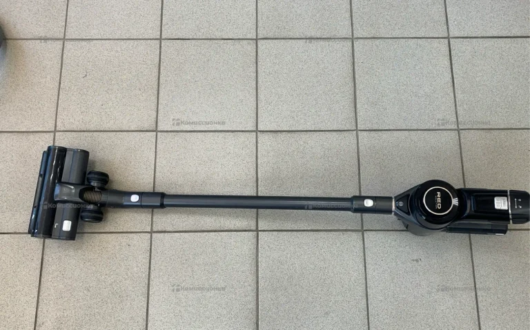 Пылесос  Red Solution 2в1 RV-UR3200