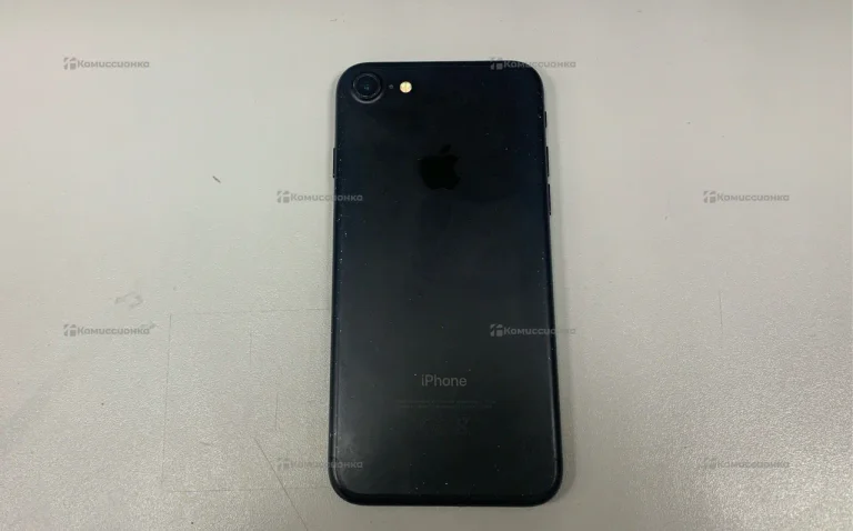 Apple iPhone 7 2/32 ГБ