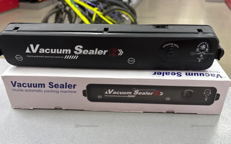 Вакуумный упаковщик Vacuum Sealer