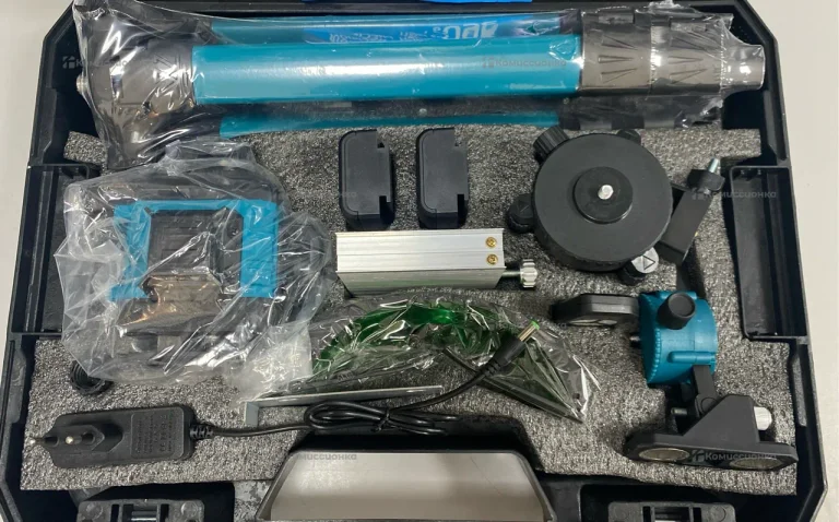 Лазерный уровень Makita реплика