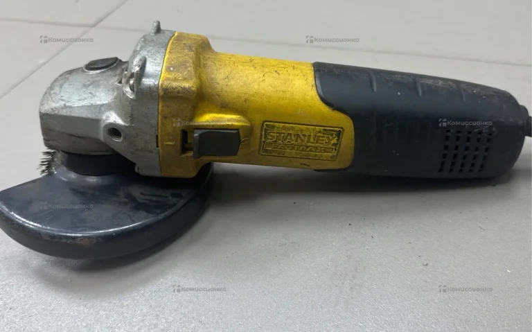 УШМ (болгарка) Stanley Fatmax FMEG825