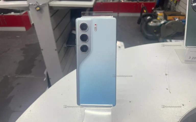 Tecno Camon 40 12/256 ГБ