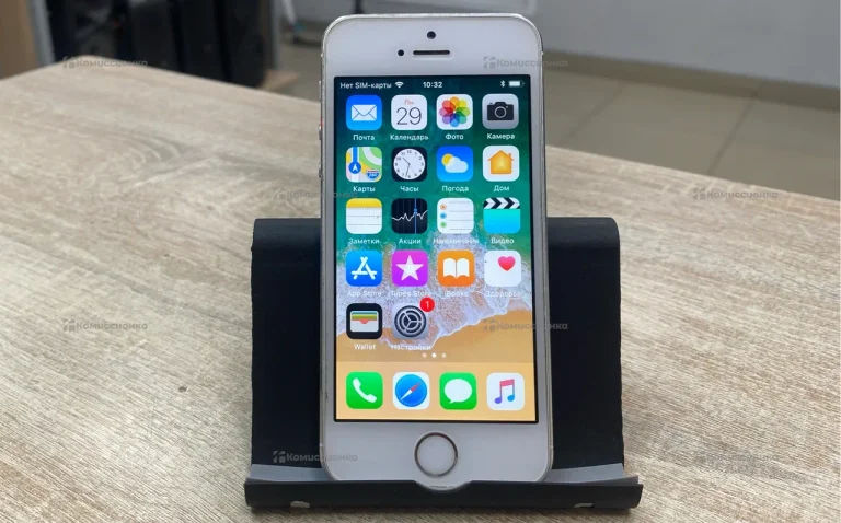 Apple iPhone 5s 1/16 ГБ