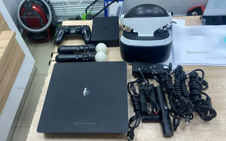 Приставка Sony PS4 Fat 1TB + VR очки