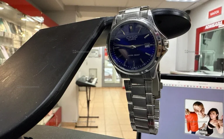 Часы  Casio