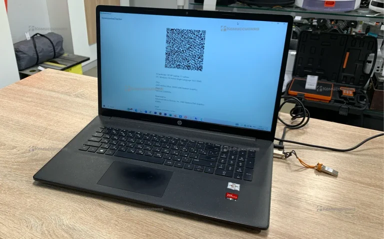 Ноутбук  HP Laptop 17