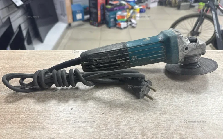 УШМ makita GA5030