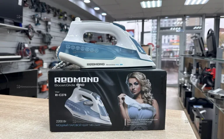 Утюг Redmond RI-C278