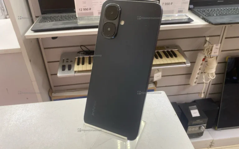 Infinix SMART 10 3/64 ГБ