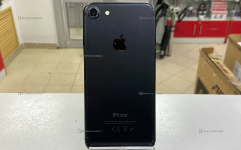 Apple iPhone 7 2/32 ГБ
